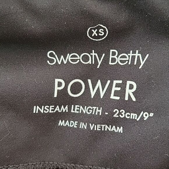 Sweaty Betty Power 9" Bike Shorts Camo NWOT - Picture 4 of 7
